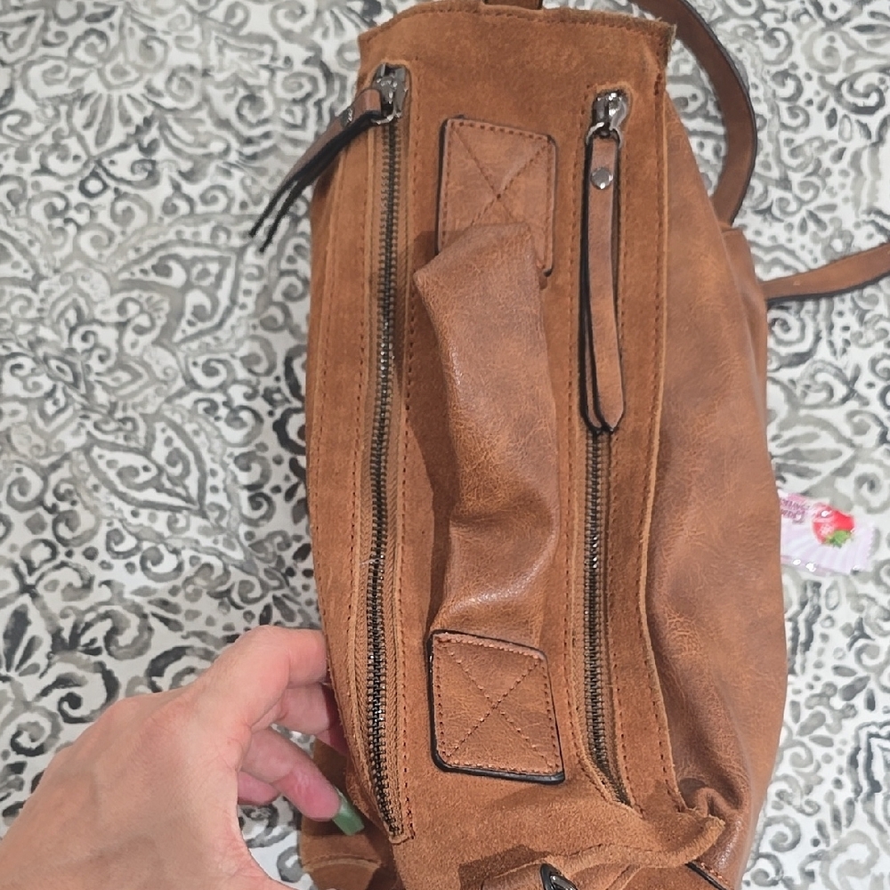 Moda Luxe Brown Suede Women's Bag Can Be Crossbody Or Handbag - Picture 7 of 12